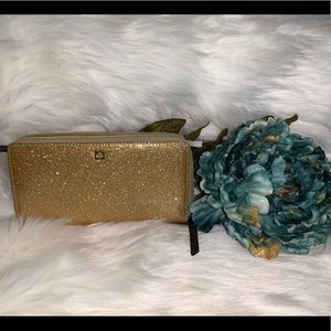 🆕PRICE DROP 💸🕰New Kate spade wallet